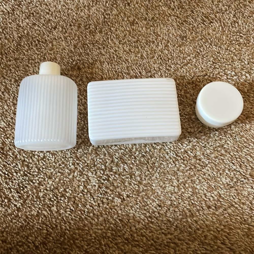 3 Plastic Travel containers